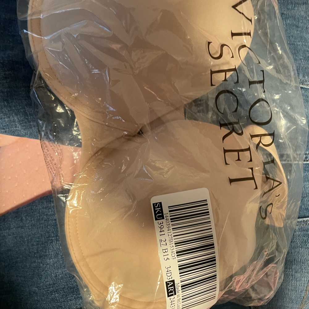 Pink bra - Picture 2 of 2